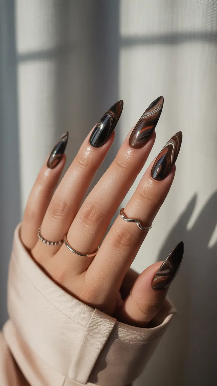 Fall & Winter Nail Colors Trends 2025-2026 Marble Mocha Flow