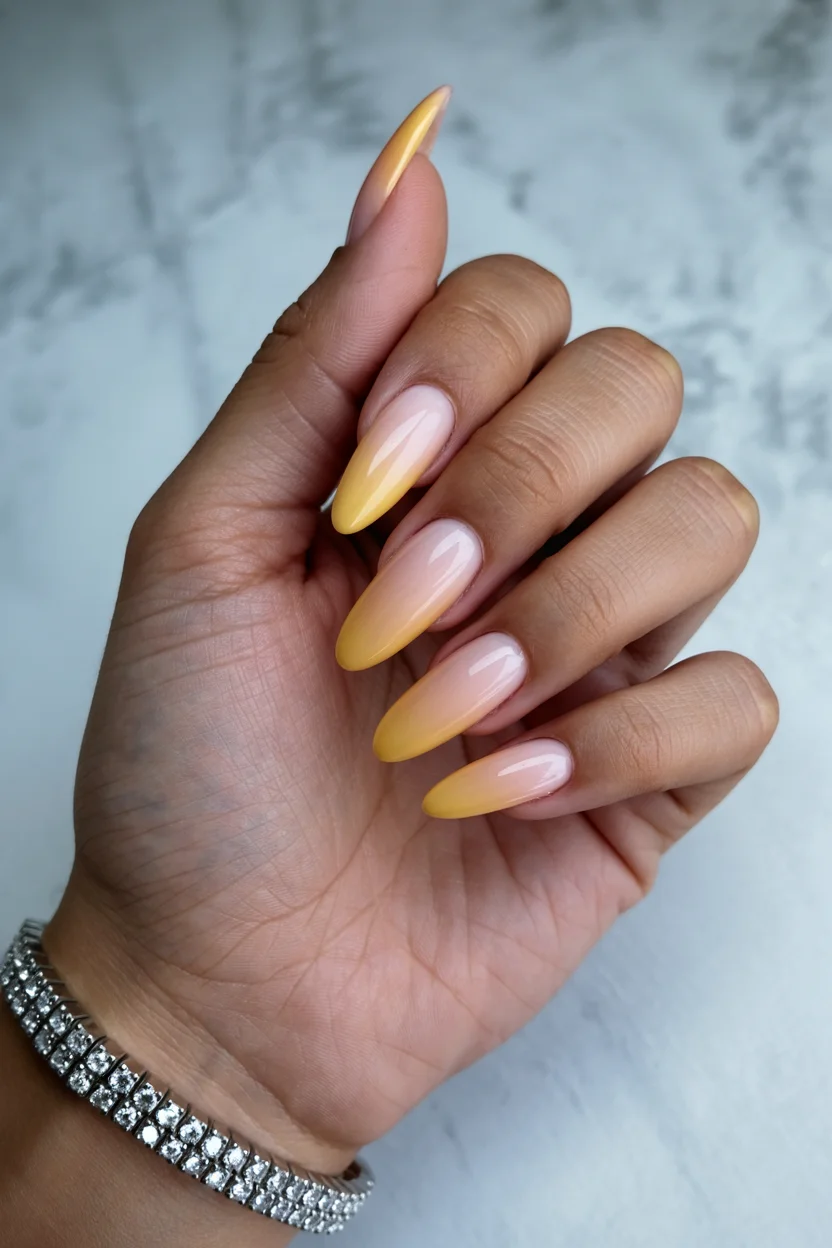 june nails ideas 2026 Soft Yellow Ombré Nails Feel Fresh and Unexpected