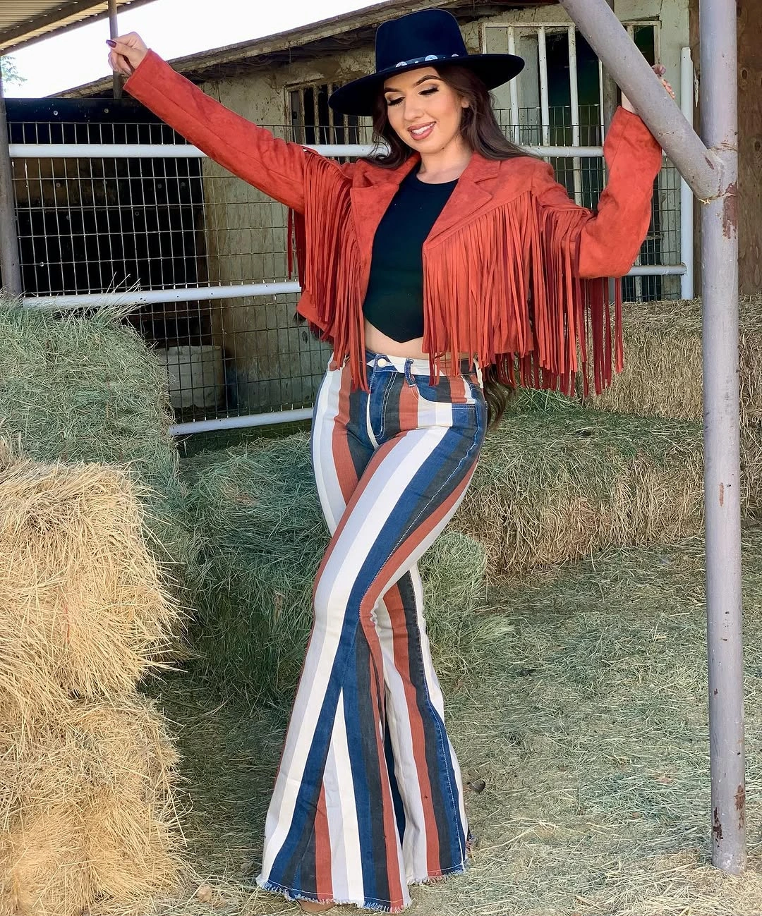 boho chic fall outfits 2026 Western Fringe Jackets That Celebrate Free-Spirited Style