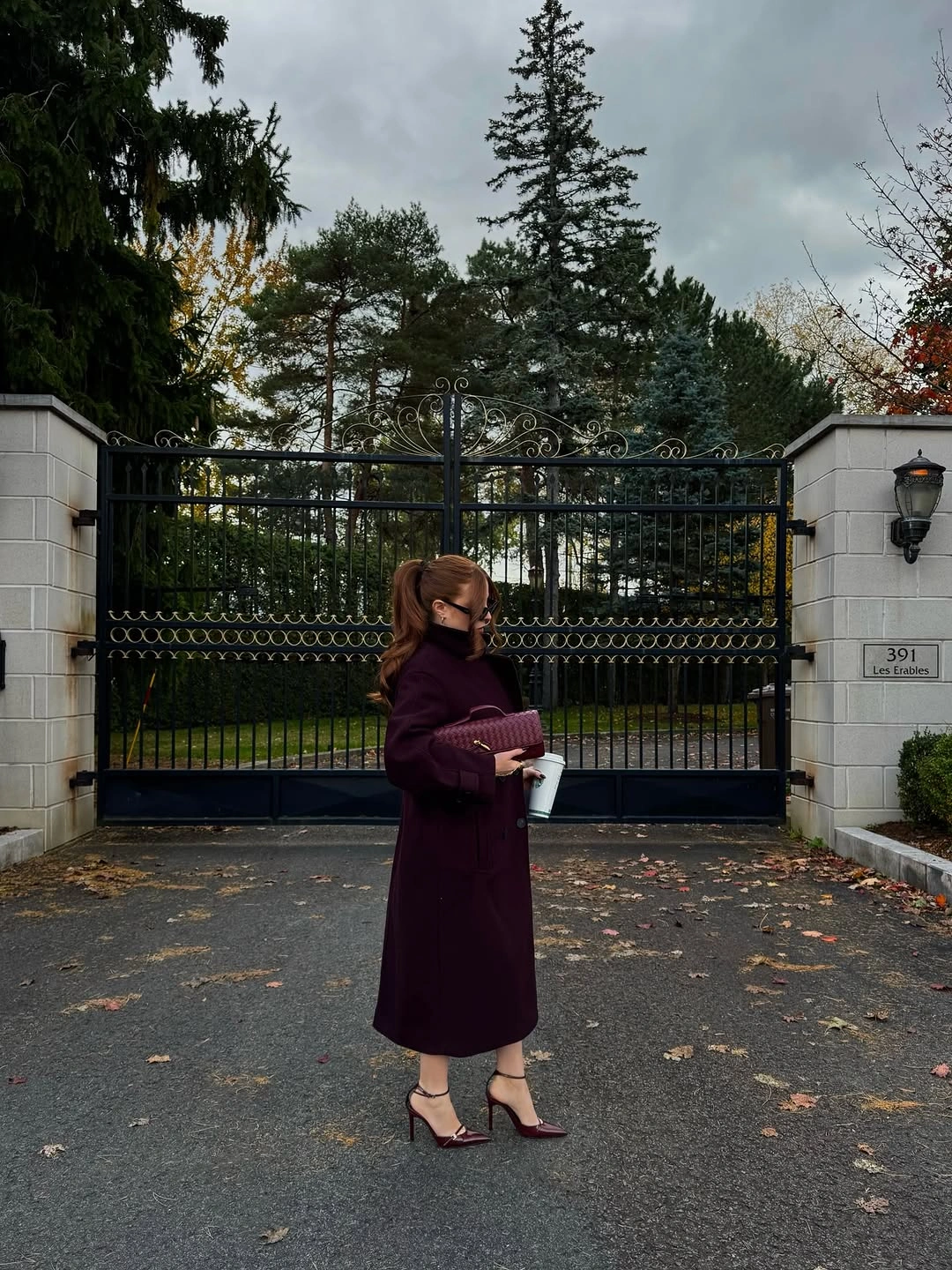 cozy & chic autumn outfits for women 2026 Deep Burgundy Tailoring for Sophisticated Autumn Evenings