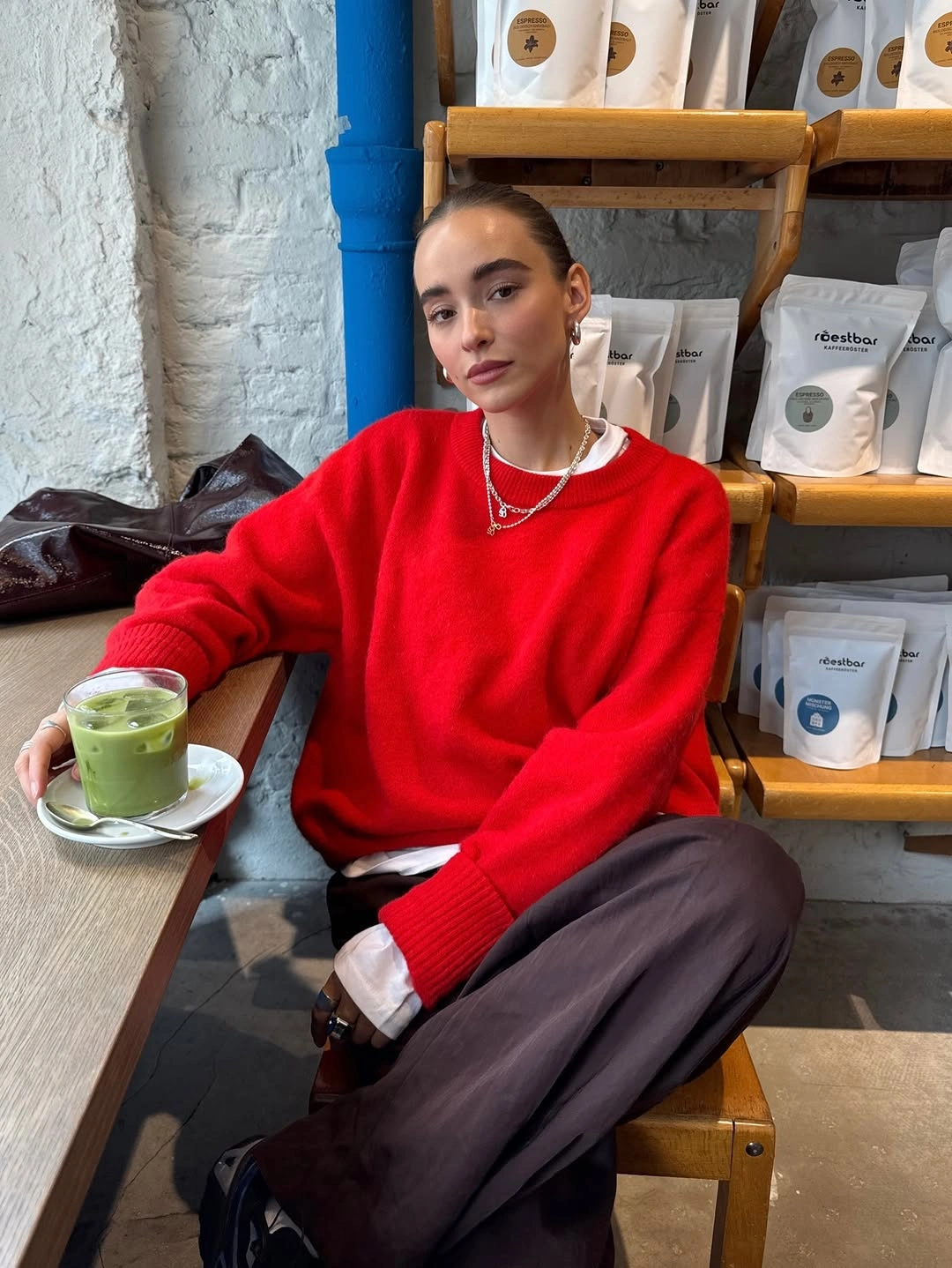 cozy & chic autumn outfits for women 2026 A Bold Sweater Makes Minimalism Feel Fresh Again