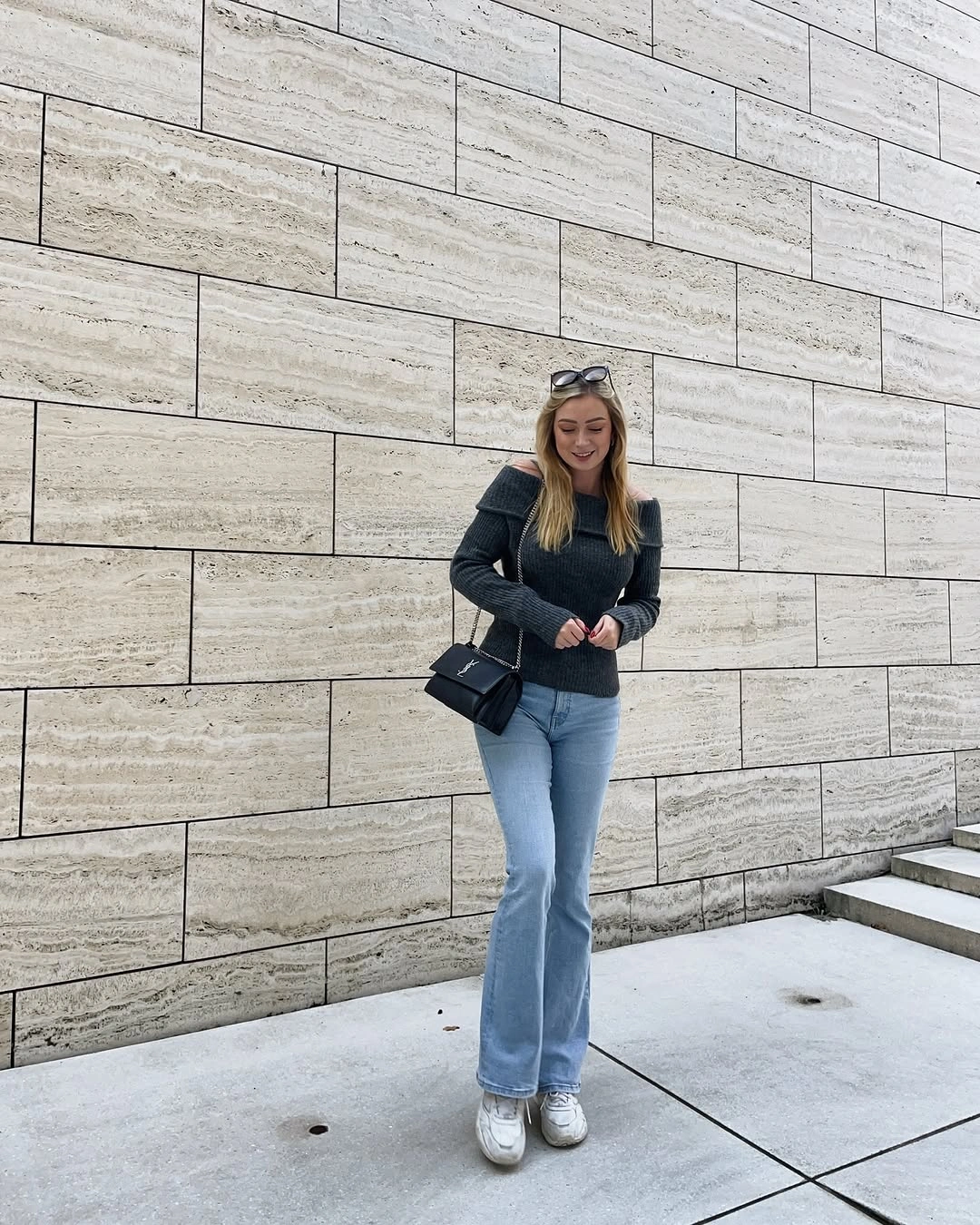early fall outfits 2026 Off-Shoulder Knit and Light-Wash Denim for an Easy Everyday Look