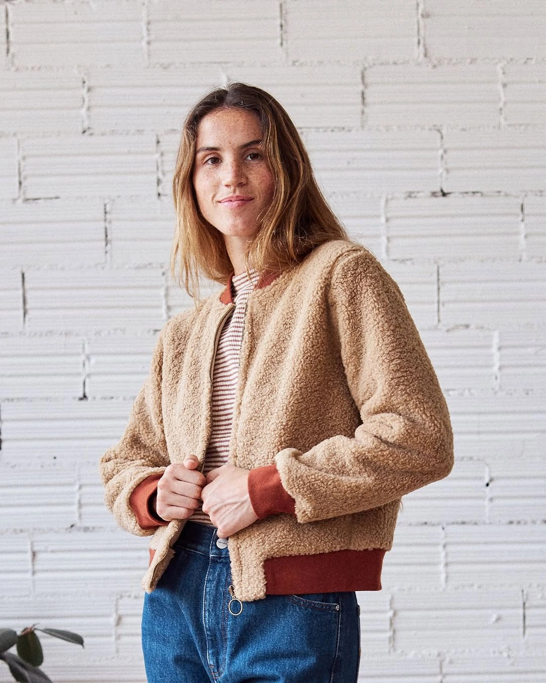 early fall outfits 2026 Cozy Teddy Jacket That Makes Cool Mornings Feel Effortless