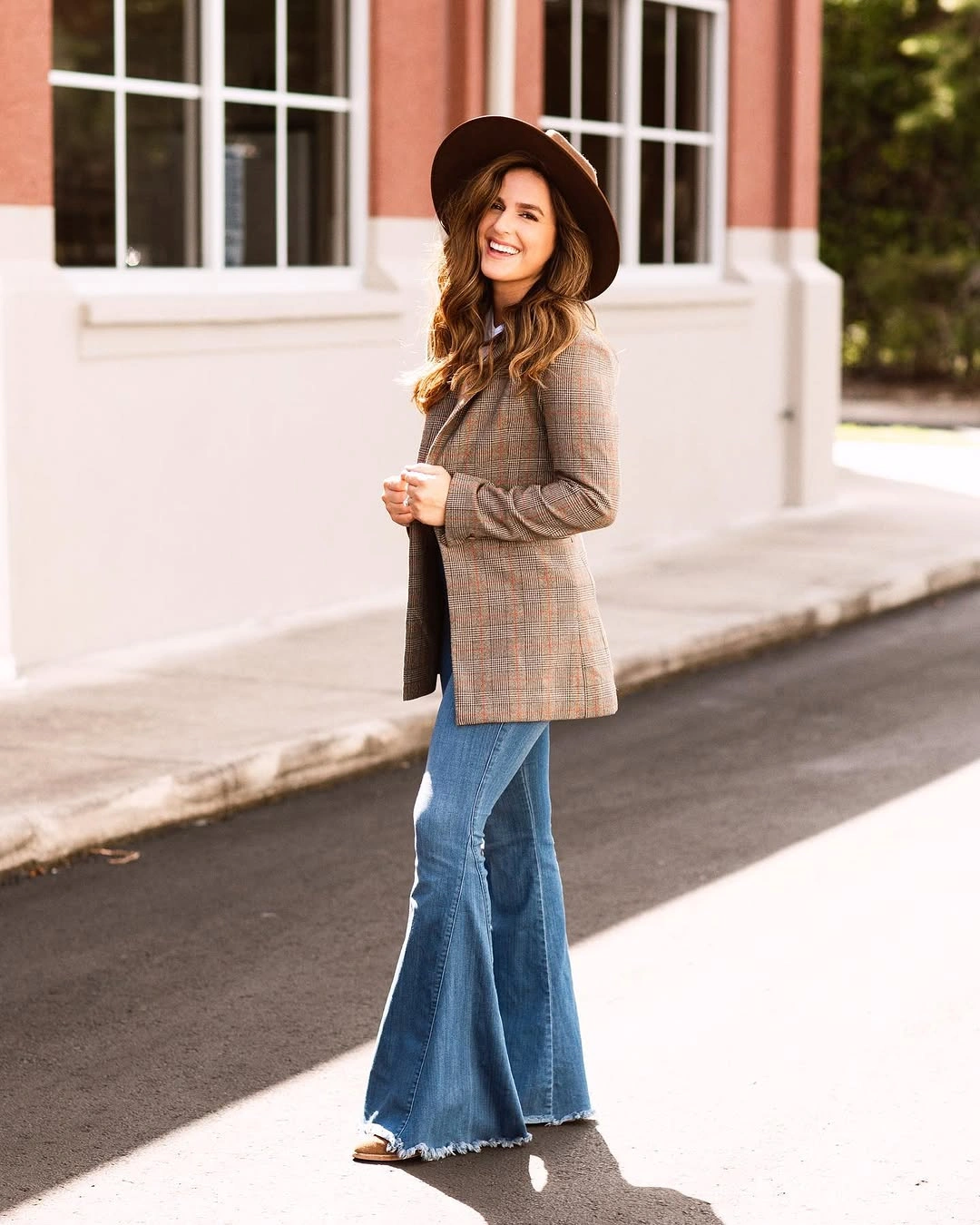 fall date night outfits 2026 Plaid Blazer and Flare Jeans for Vintage Charm
