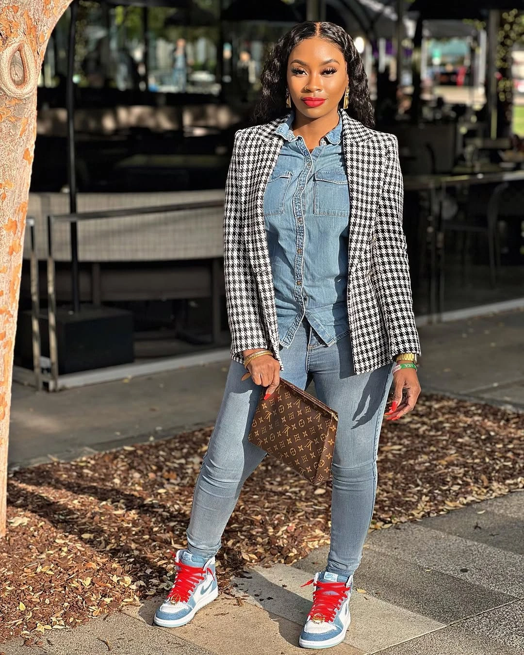 fall date night outfits 2026 Denim-on-Denim with a Tailored Houndstooth Blazer