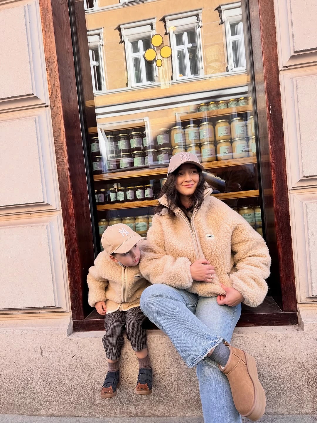 fall mom outfits 2026 Soft Teddy Fleece That Makes Weekend Coffee Runs Feel Chic