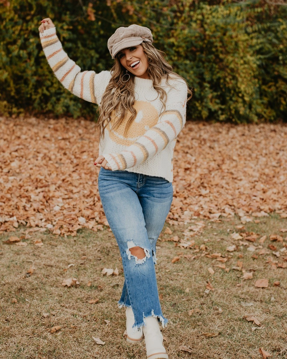 fall mom outfits 2026 A Playful Smiley Sweater That Brightens Every Autumn Afternoon