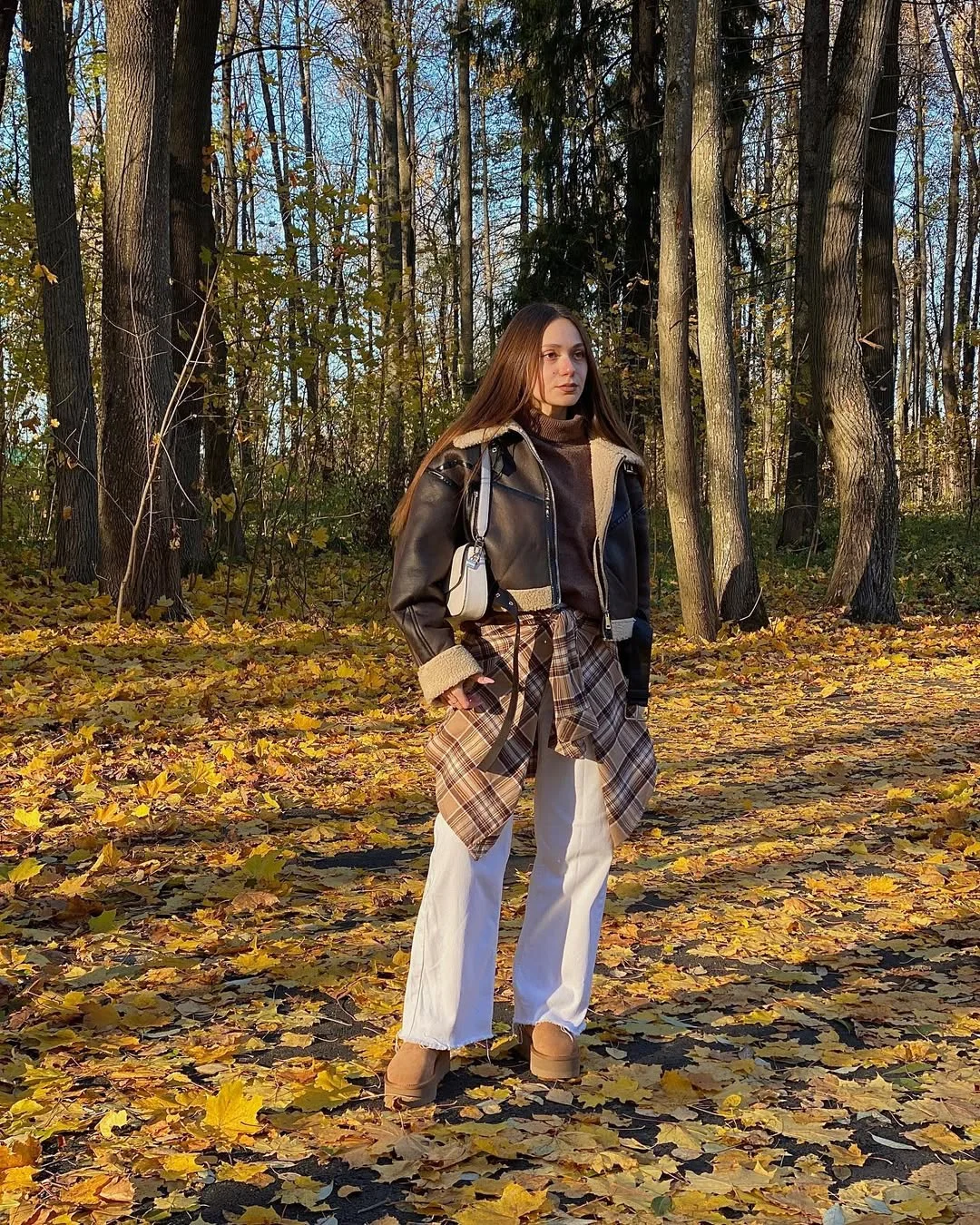 fall outfits for women in 30s style 2026 Shearling Jackets and Earth Tones for Crisp Autumn Days
