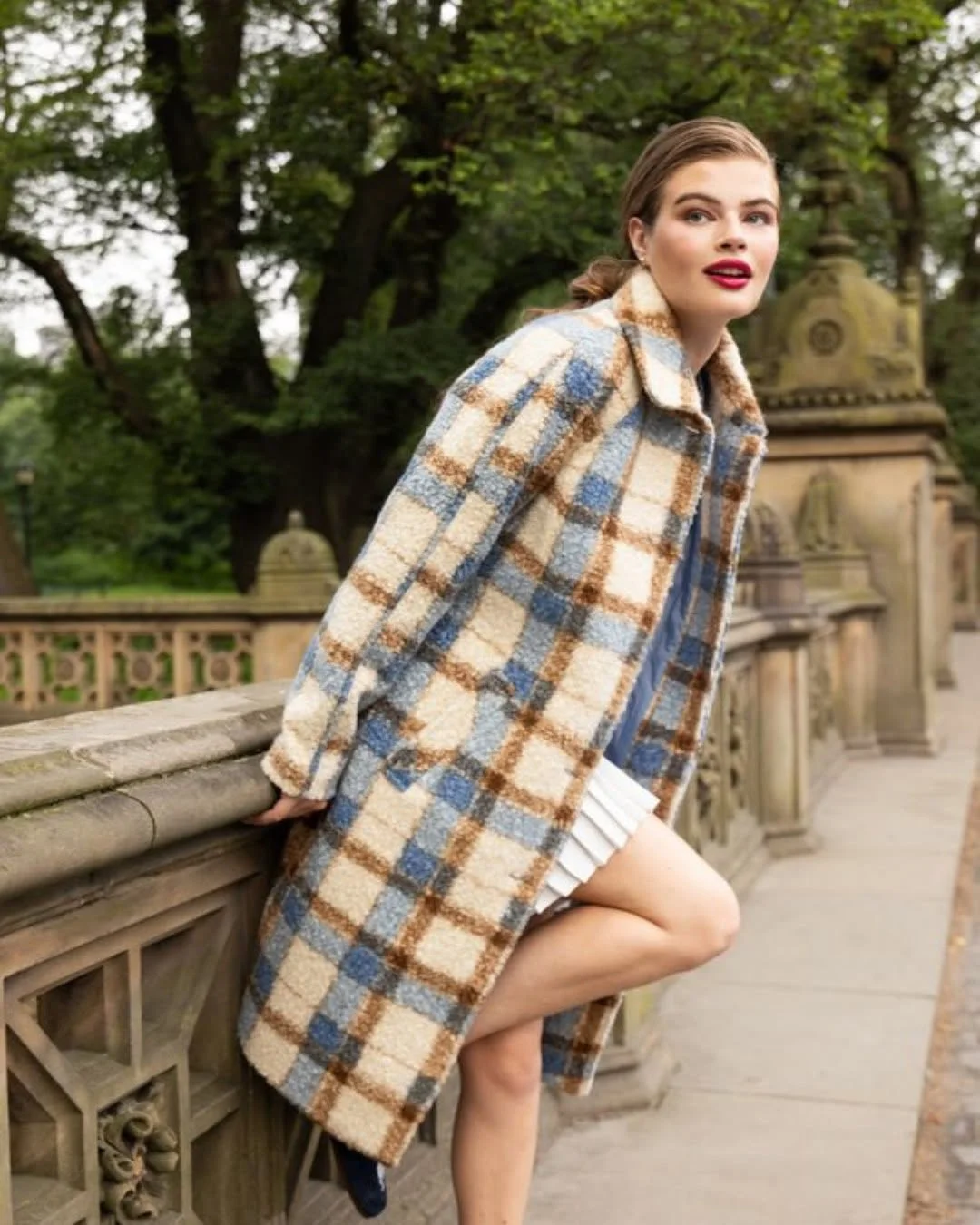 fall outfits with coat 2026 Classic Plaid Coat With A Feminine Pleated Skirt