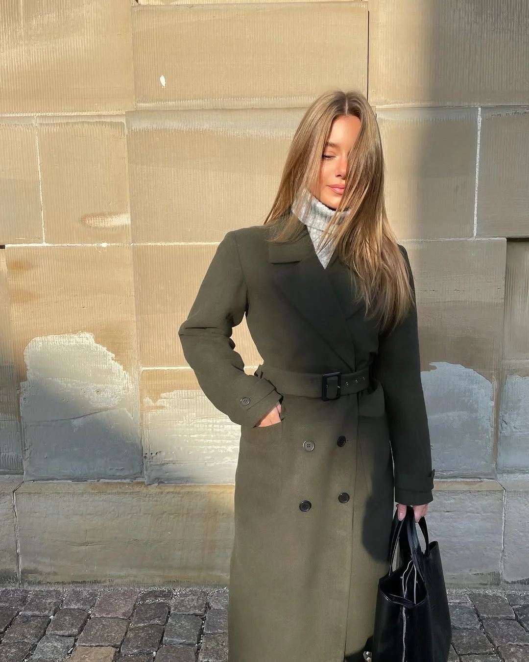 simple fall outfits 2026 A Belted Coat That Turns Everyday Dressing Into Quiet Luxury