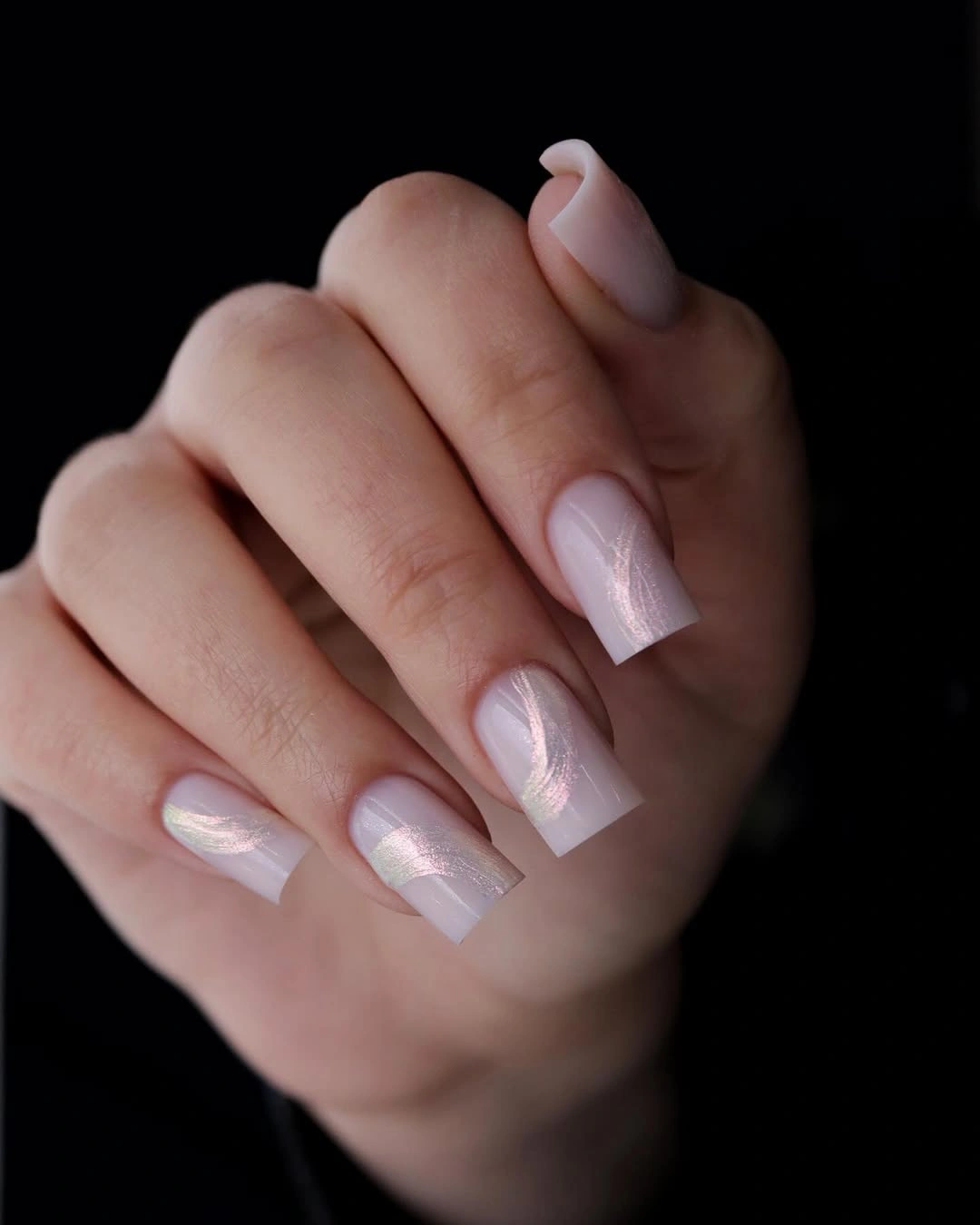 august nails color 2026 Soft Pearl Chrome with Glossy Milky Elegance