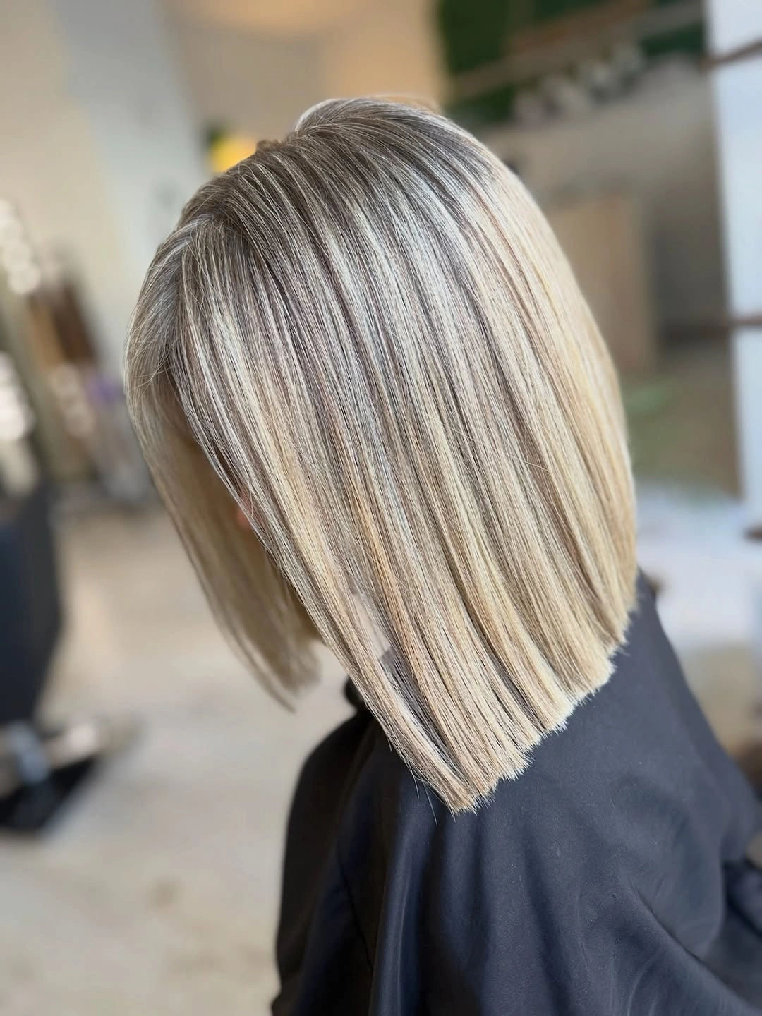 babylights hair ideas Soft Champagne Babylights on a Precision Blunt Bob
