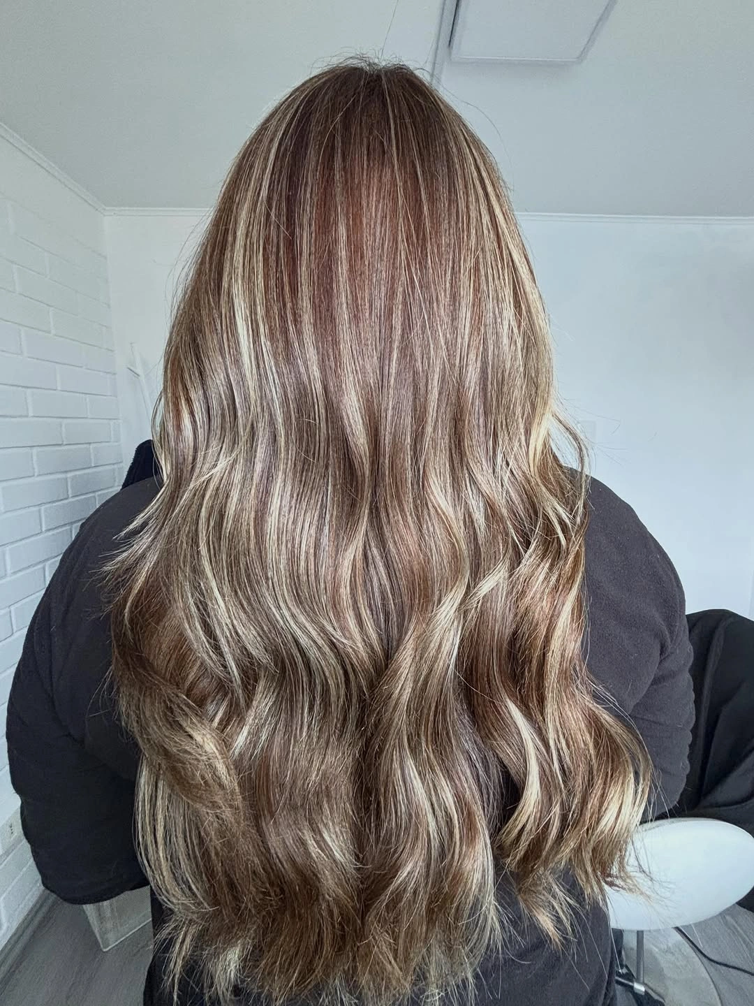 babylights hair ideas Soft Mocha Brunette with Delicate Beige Babylights