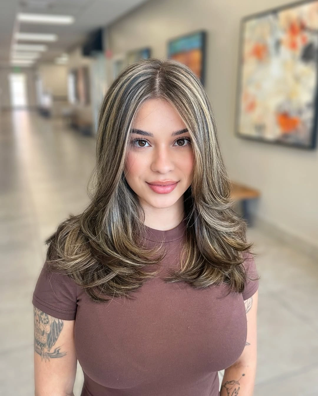 babylights hair ideas Smoky Brunette Babylights with Feathered Volume