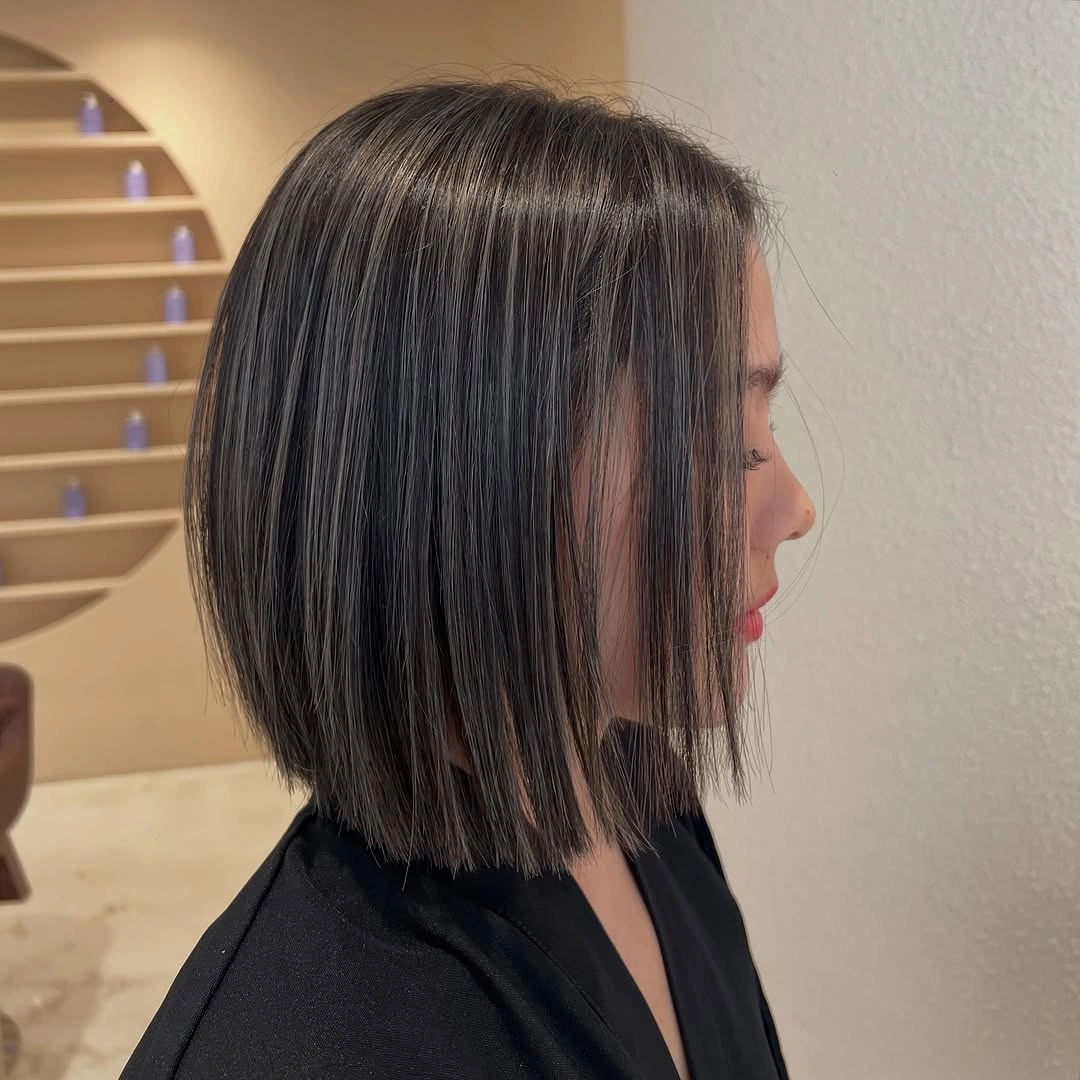 babylights hair ideas Classic Espresso Bob with Fine Invisible Babylights