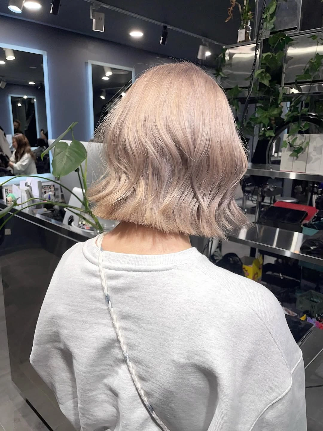 bobbed haircut for women Soft Champagne Blonde Bob With Loose Waves