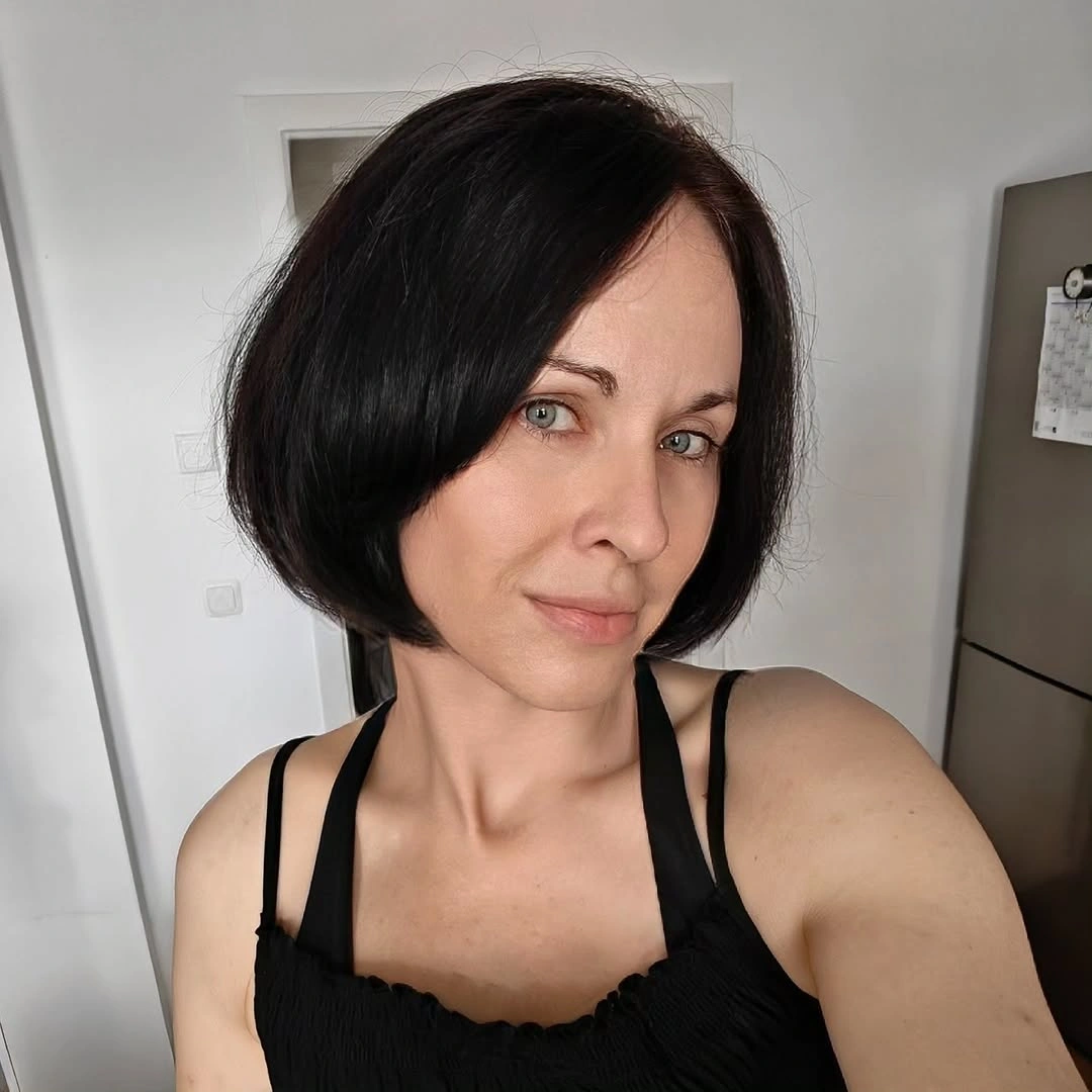bobbed haircut for women Rounded Black Bob That Softly Frames The Face