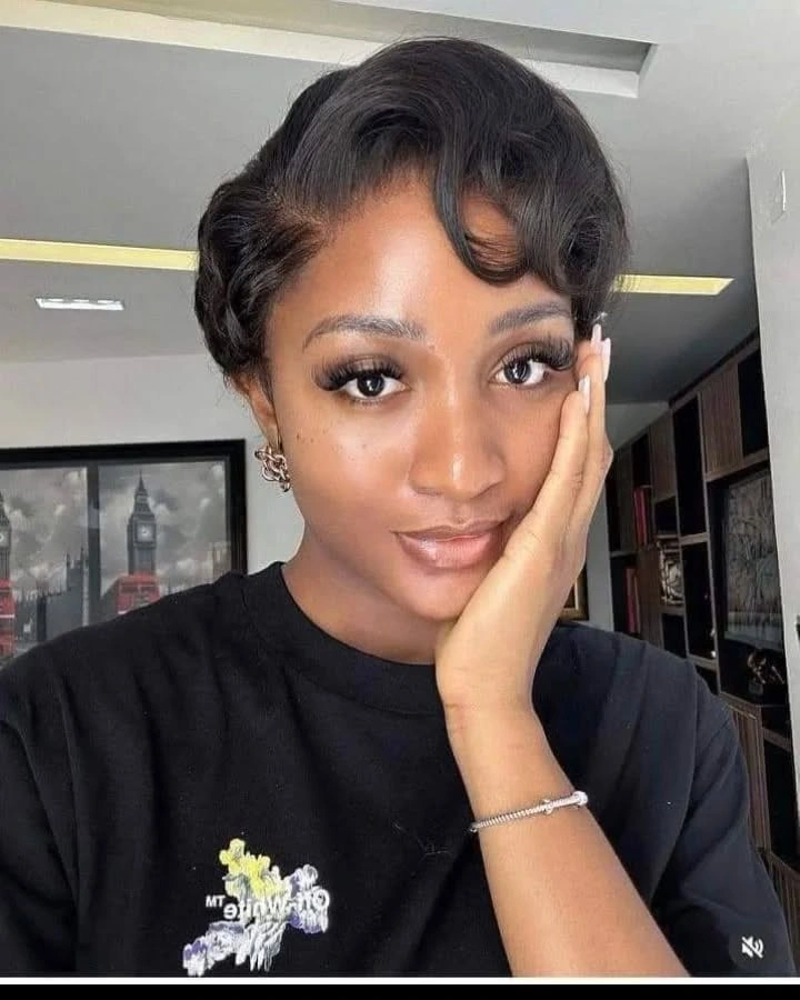 body waves hairstyle Vintage Finger Waves With a Sophisticated Finish
