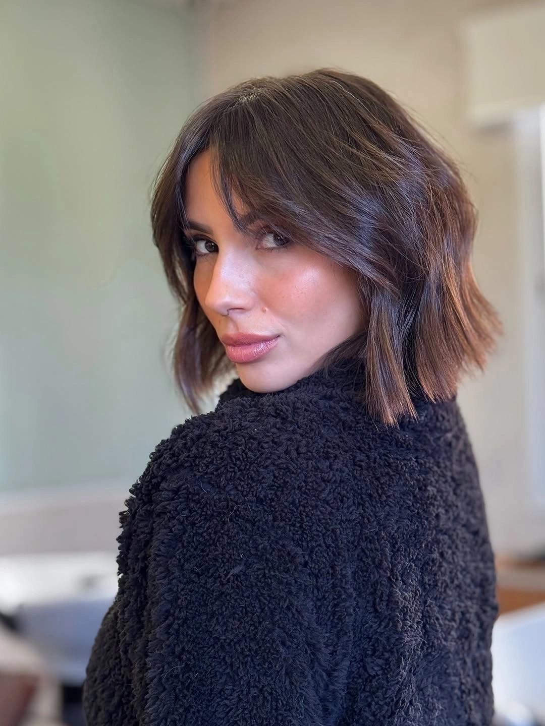 chestnut brown hair color Short Chestnut Bob With Soft Highlighted Ends
