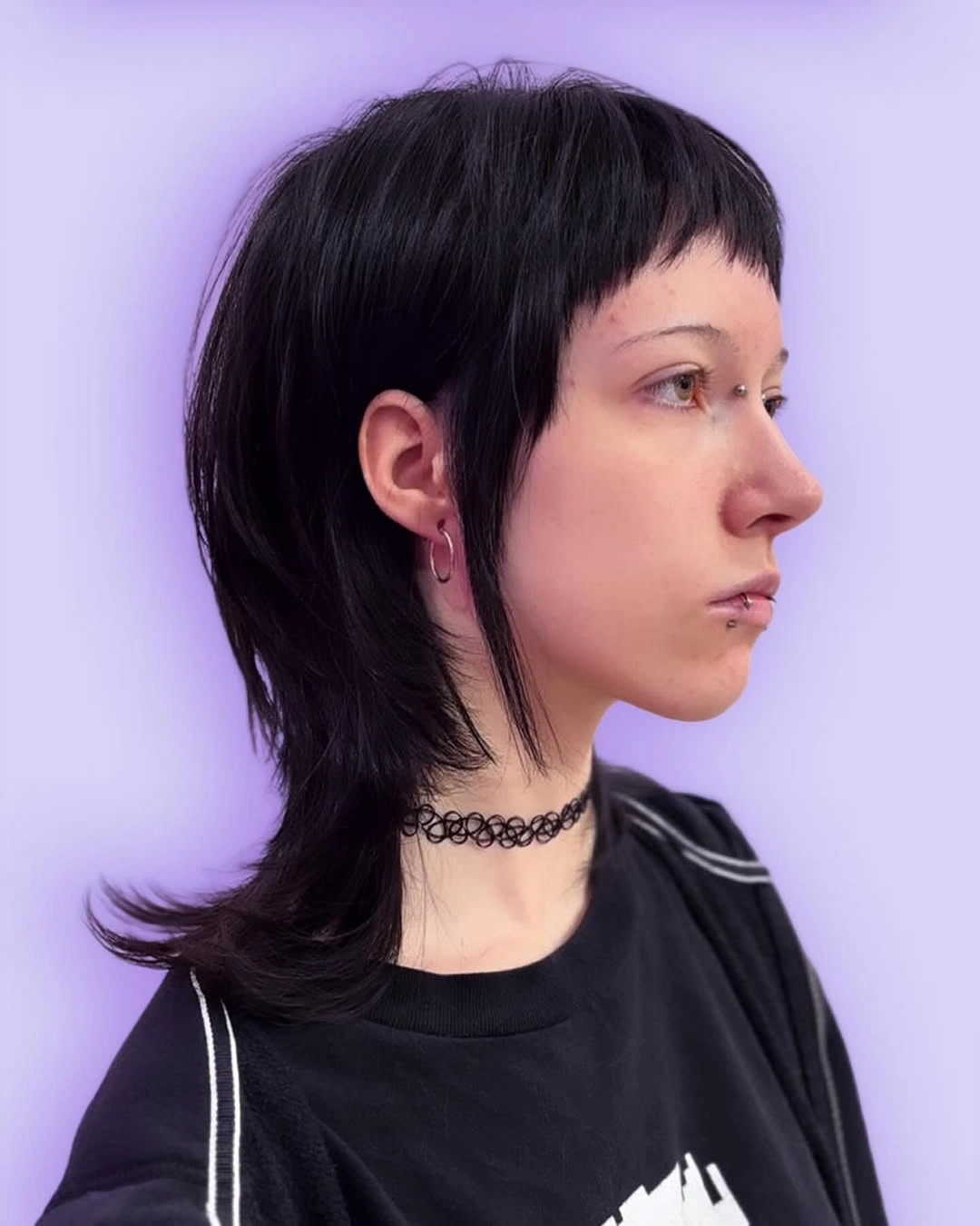 choppy medium layered hair Minimalist Wolf Cut With Clean Graphic Lines
