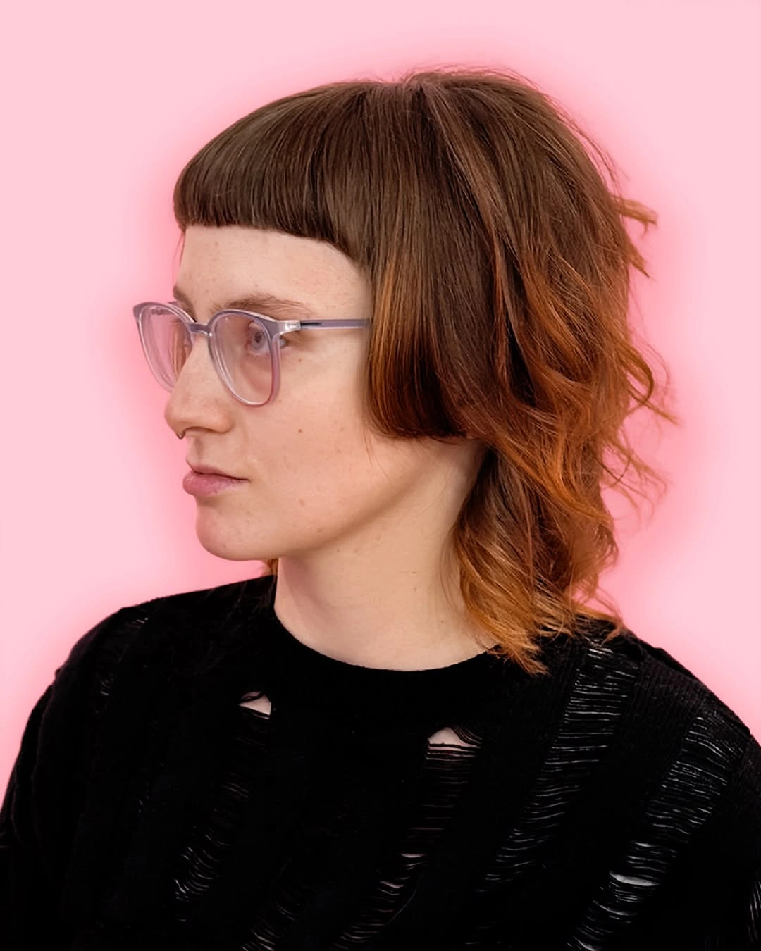 choppy medium layered hair Graphic Micro Fringe Meets Soft Waves