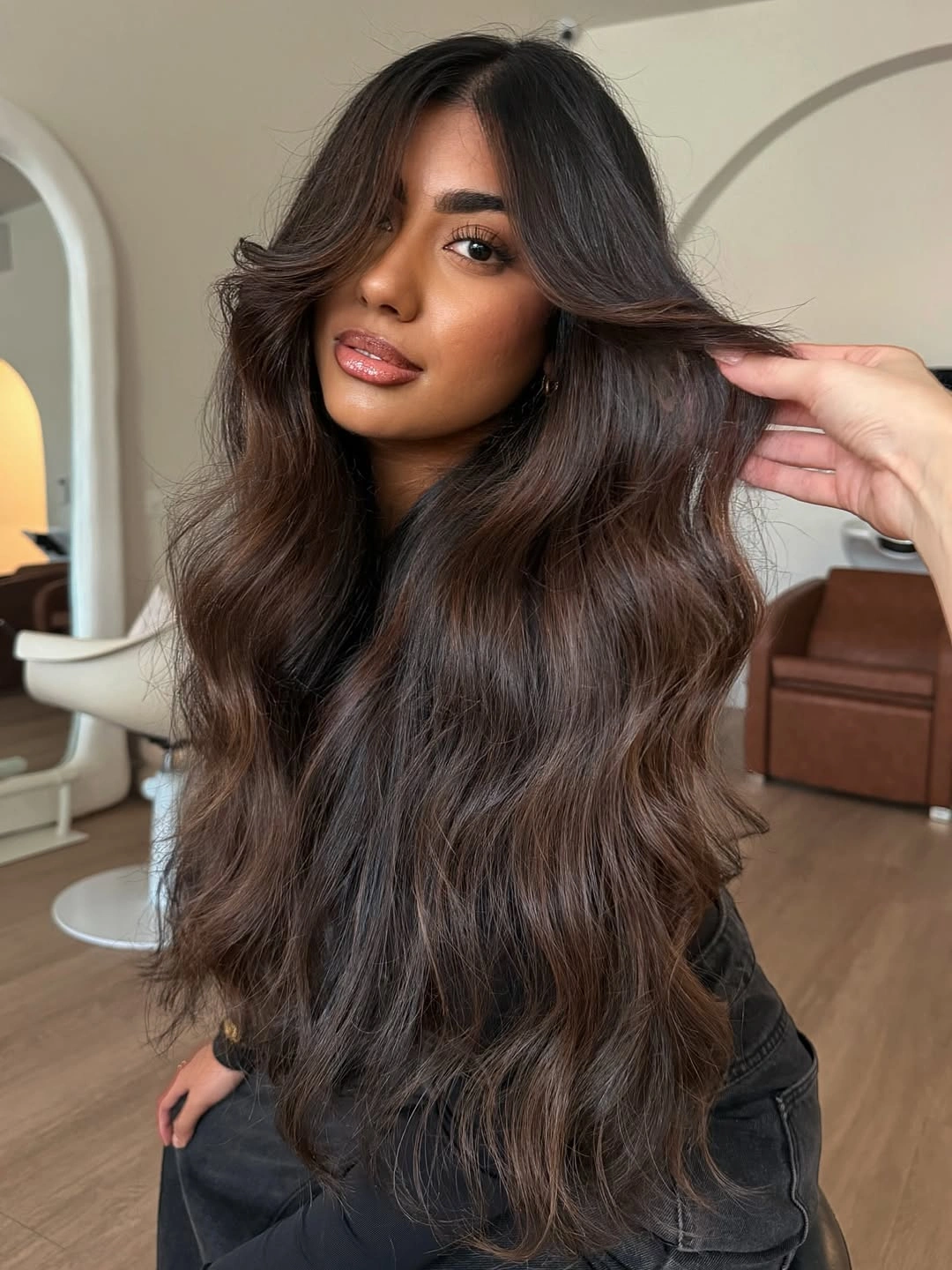 dimensional brunette hair color Long Dark Brunette Waves With Soft Lift