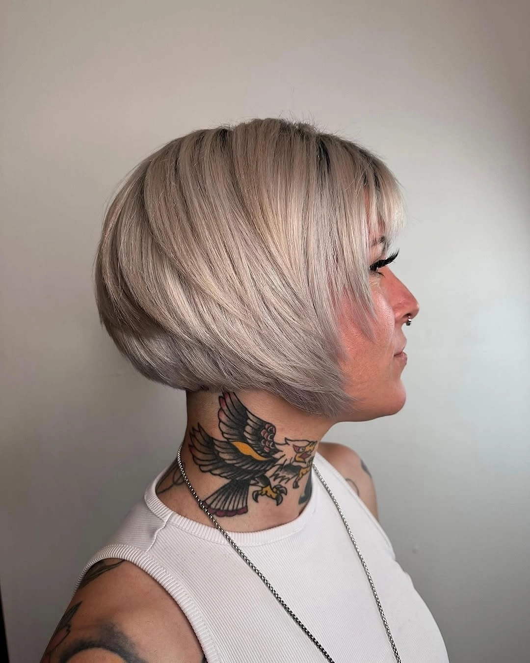 fall bob haircut ideas 2026 Soft Stacked Blonde Bob With Airy Movement