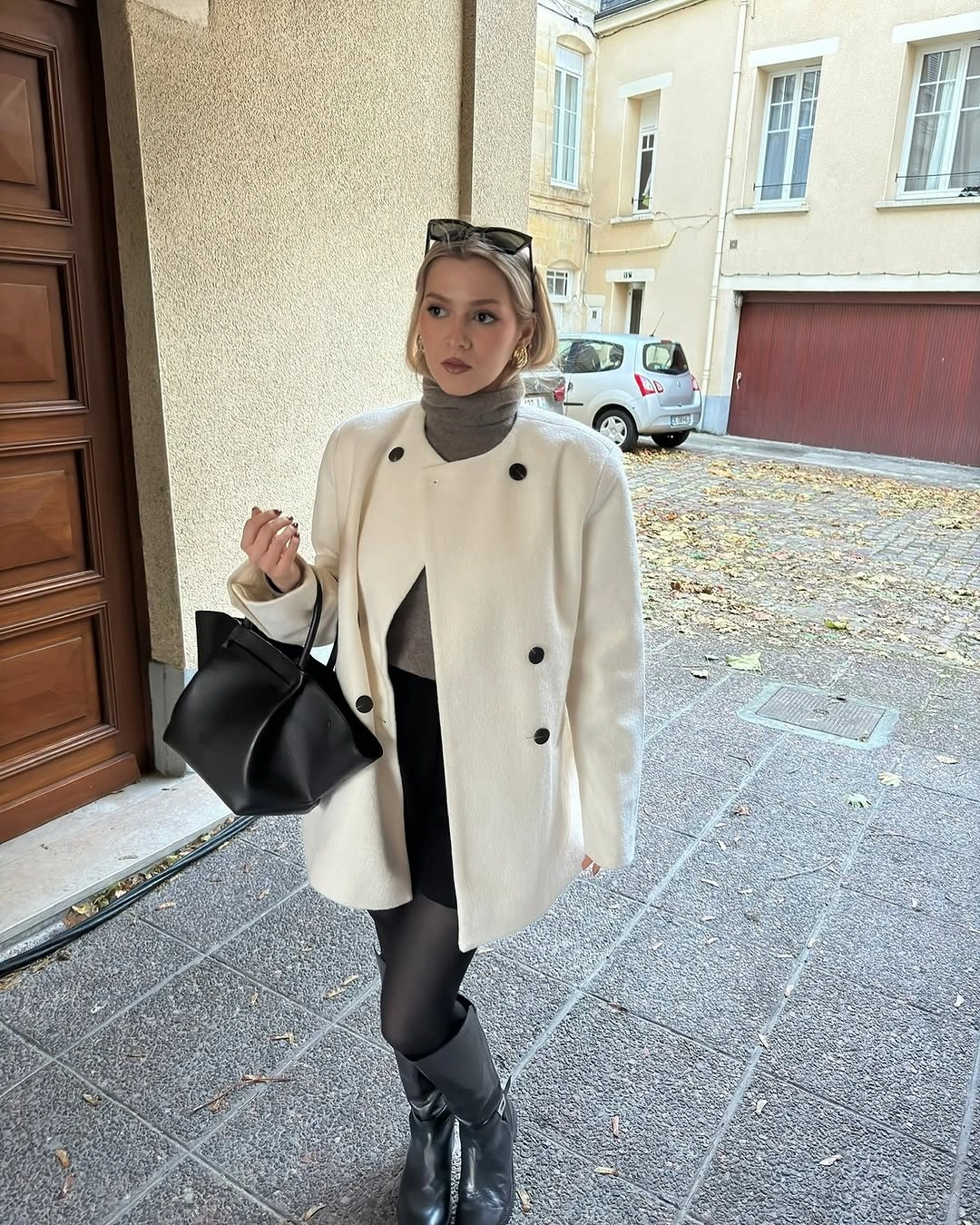 fall classy outfits women 2026 Ivory Tailoring and Soft Neutrals for Refined Everyday Elegance