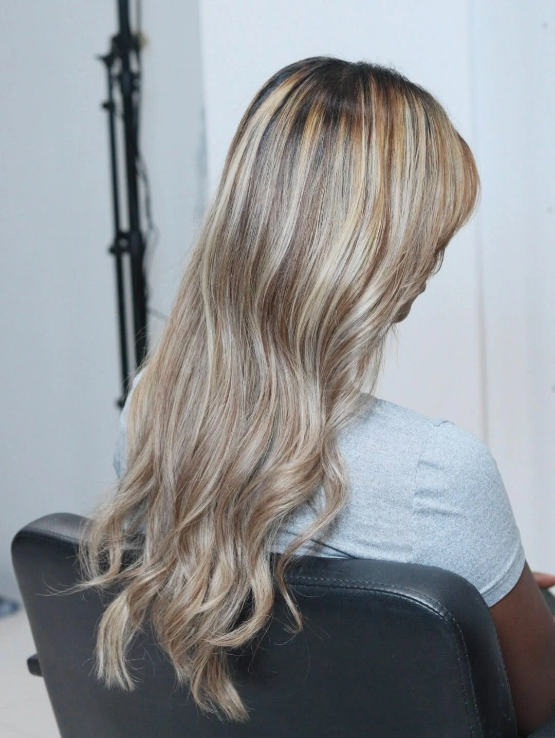 fall hair colour ideas 2026 Soft Beige Blonde With Dimensional Highlights
