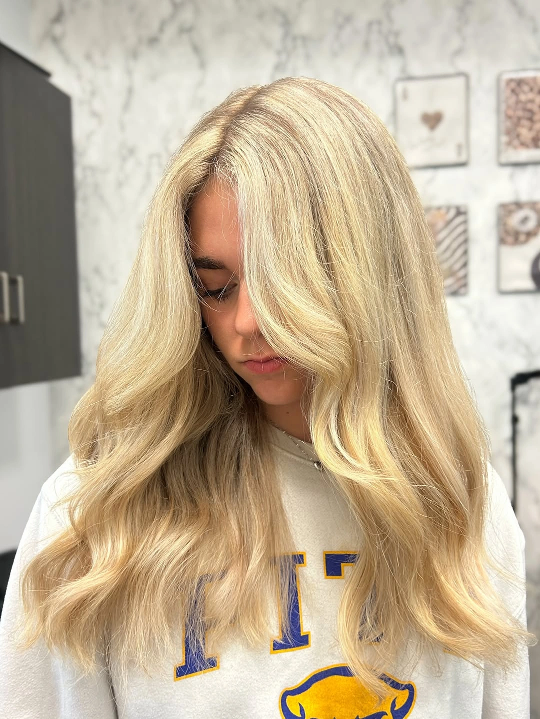 fall hair colour ideas 2026 Soft Vanilla Blonde With Airy Movement