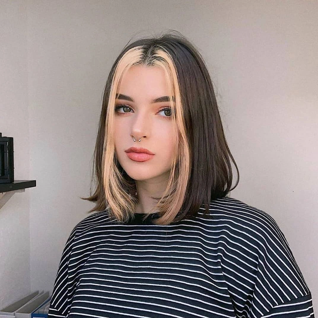 fall hairstyles 2026 Bold Money Piece Bob With Modern Contrast