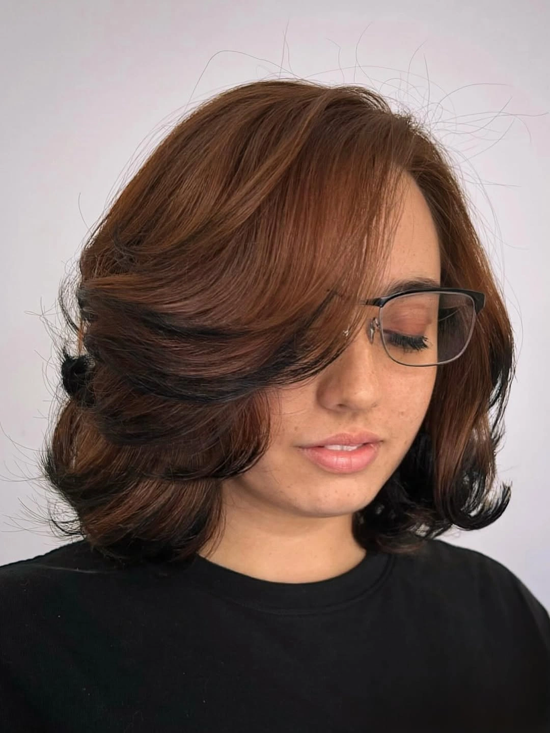 fall hairstyles 2026 Classic Flipped Bob With Vintage Autumn Elegance