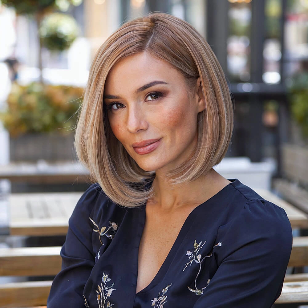 Fall hairstyles for short hair 2026 Polished Blunt Bob With Elegant Side Part