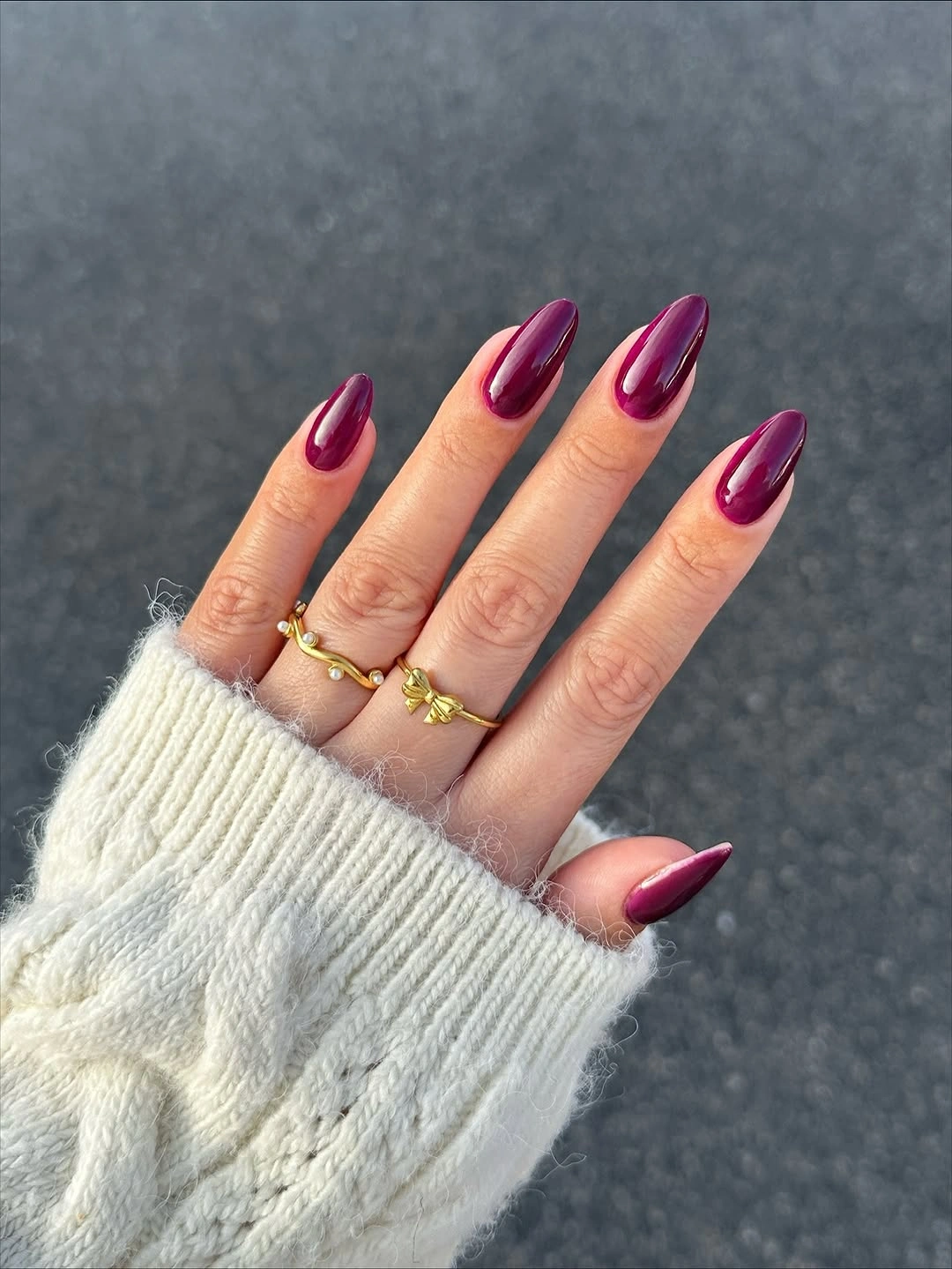 Fall manicure 2026 Magenta Almond Nails With High Gloss