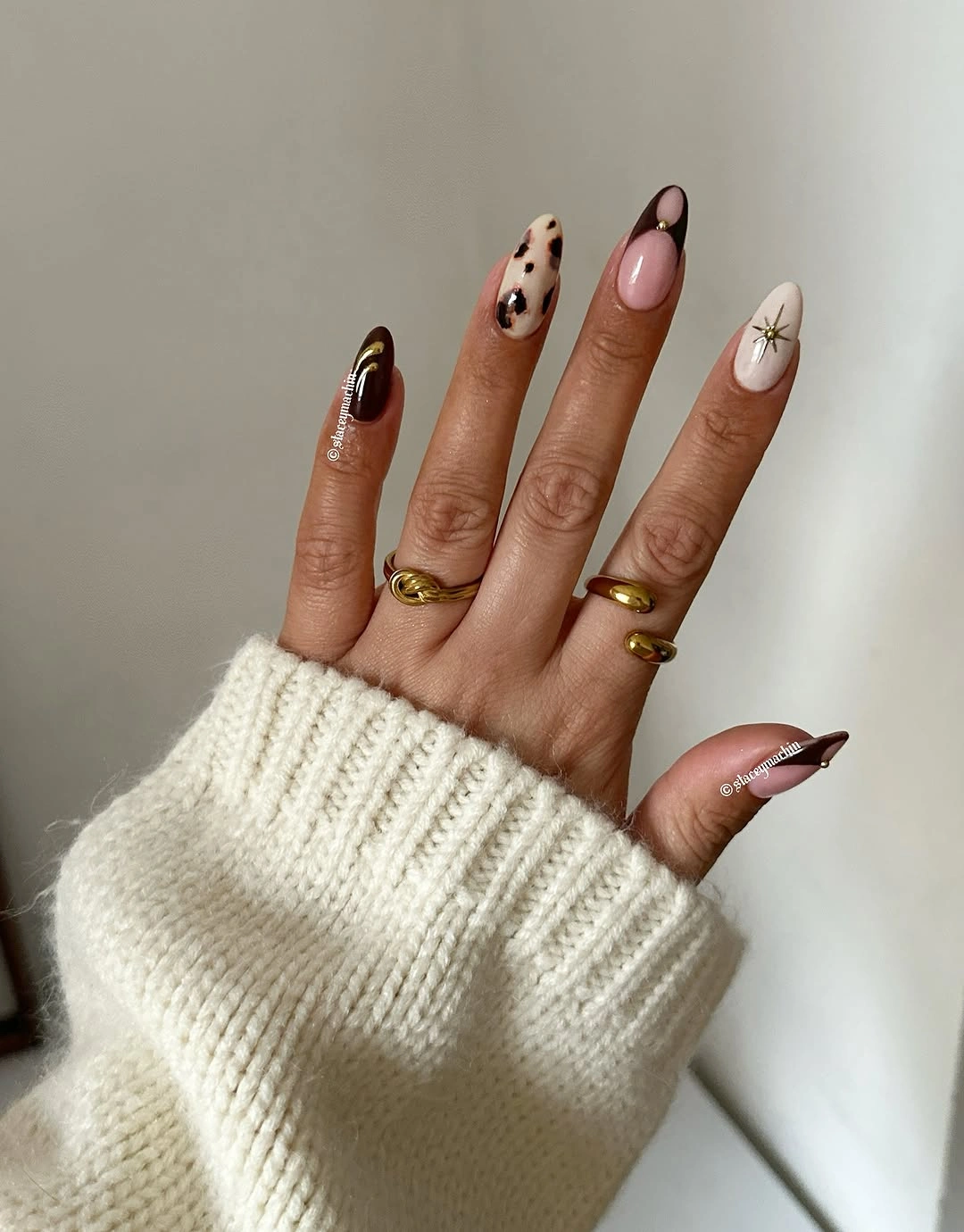 Fall manicure 2026 Mixed Tortoise And Floral Almond Manicure