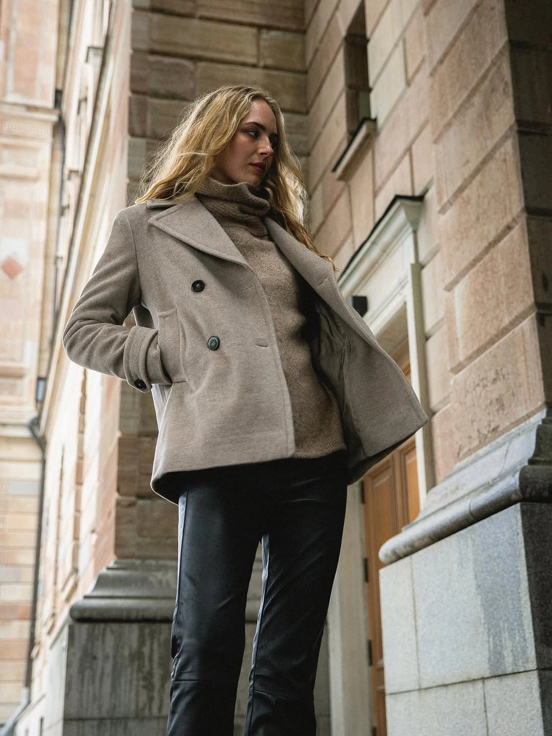 fall outfits with peacoat 2026 Soft Taupe Layers for a Refined City Look