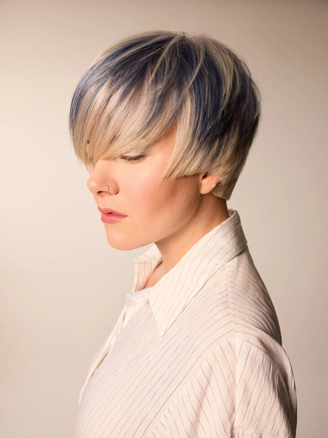 fall pixie haircut ideas 2026 Long Layered Pixie With Dimensional Blonde Blend