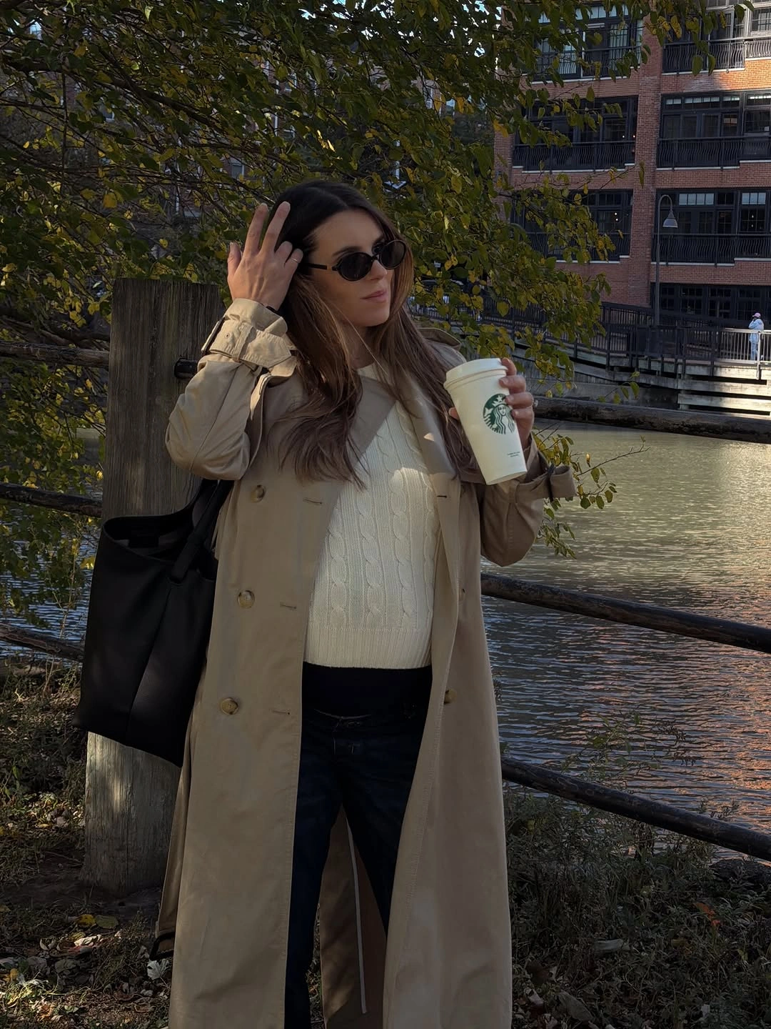 fall pregnancy outfits 2026 Classic Trench Coats Never Go Out of Style During Pregnancy