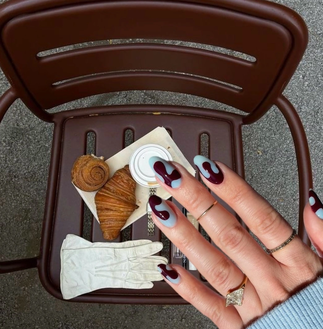 Fall short nails 2026 Navy And Burgundy Coffee Table Nail Mix
