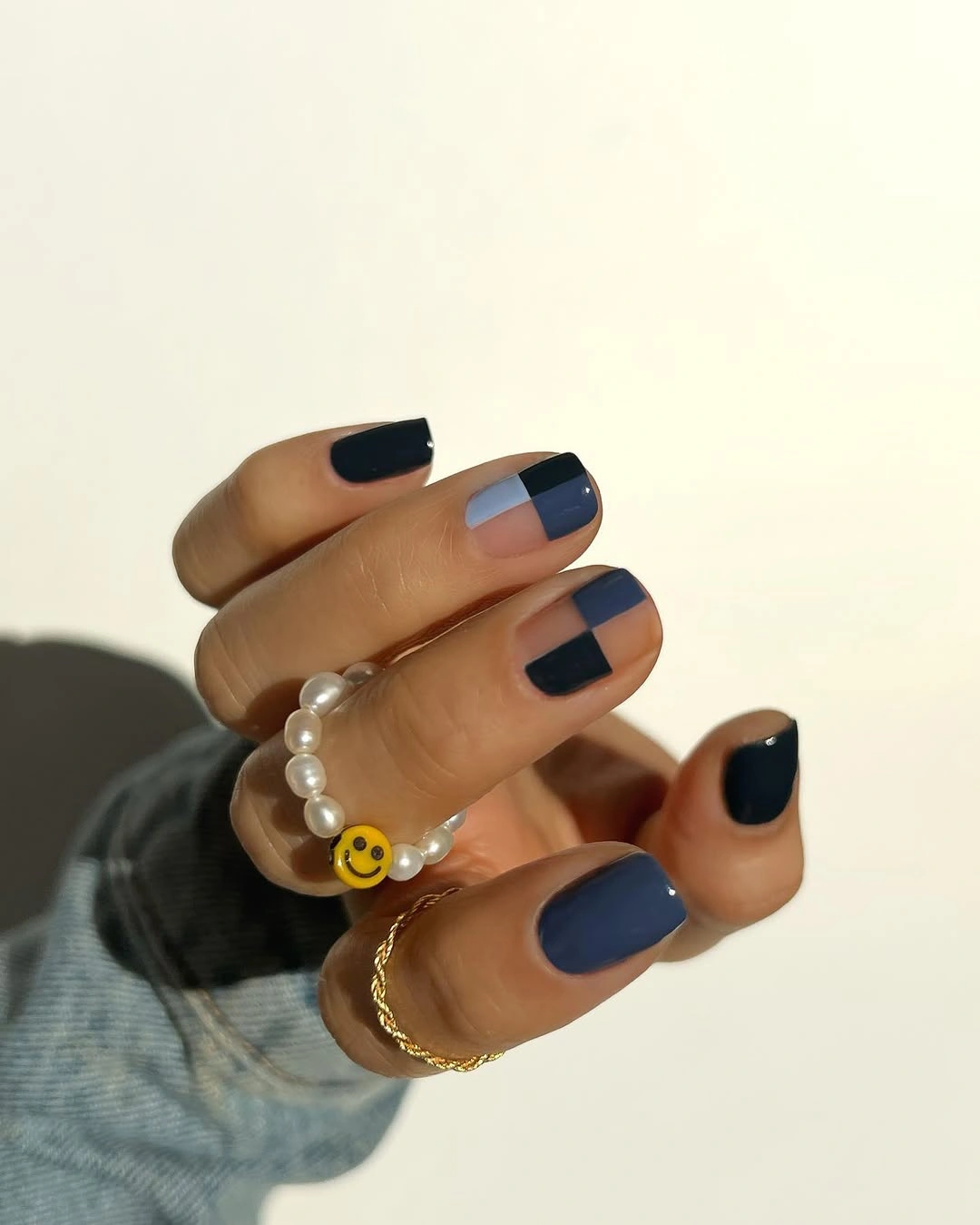 Fall short nails 2026 Navy Block Nails With Pearl Ring Detail