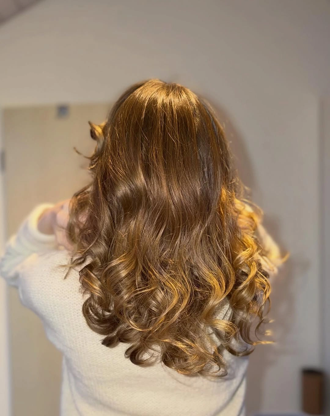 heatless curls hairstyle Soft Ribbon Waves With Polished Ends