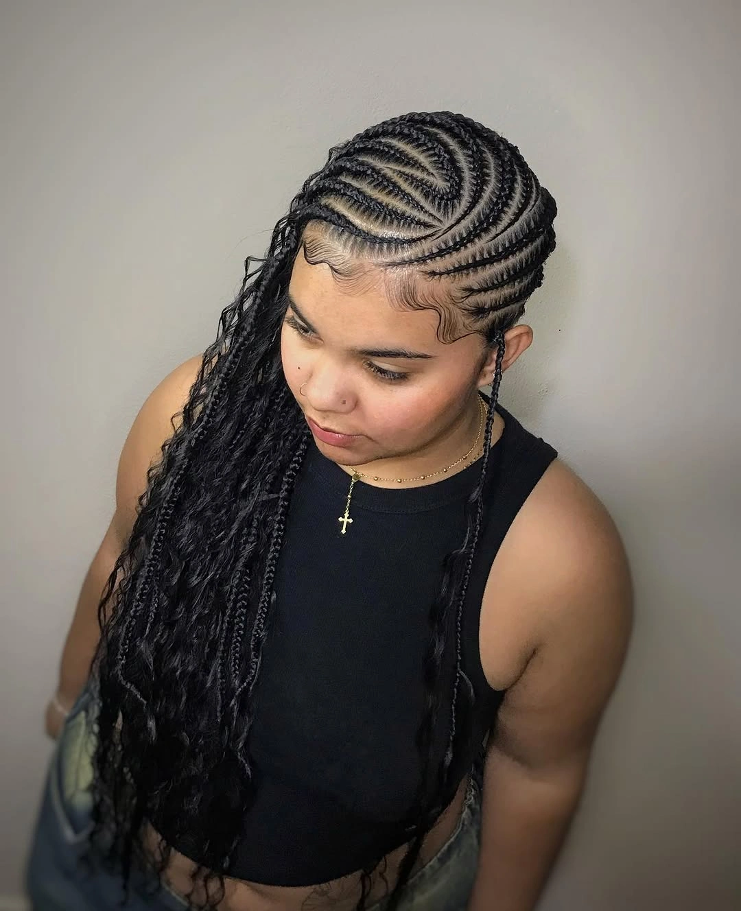 lemonade braid hairstyle Glossy Side Lemonade Braids with Defined Spiral Parting