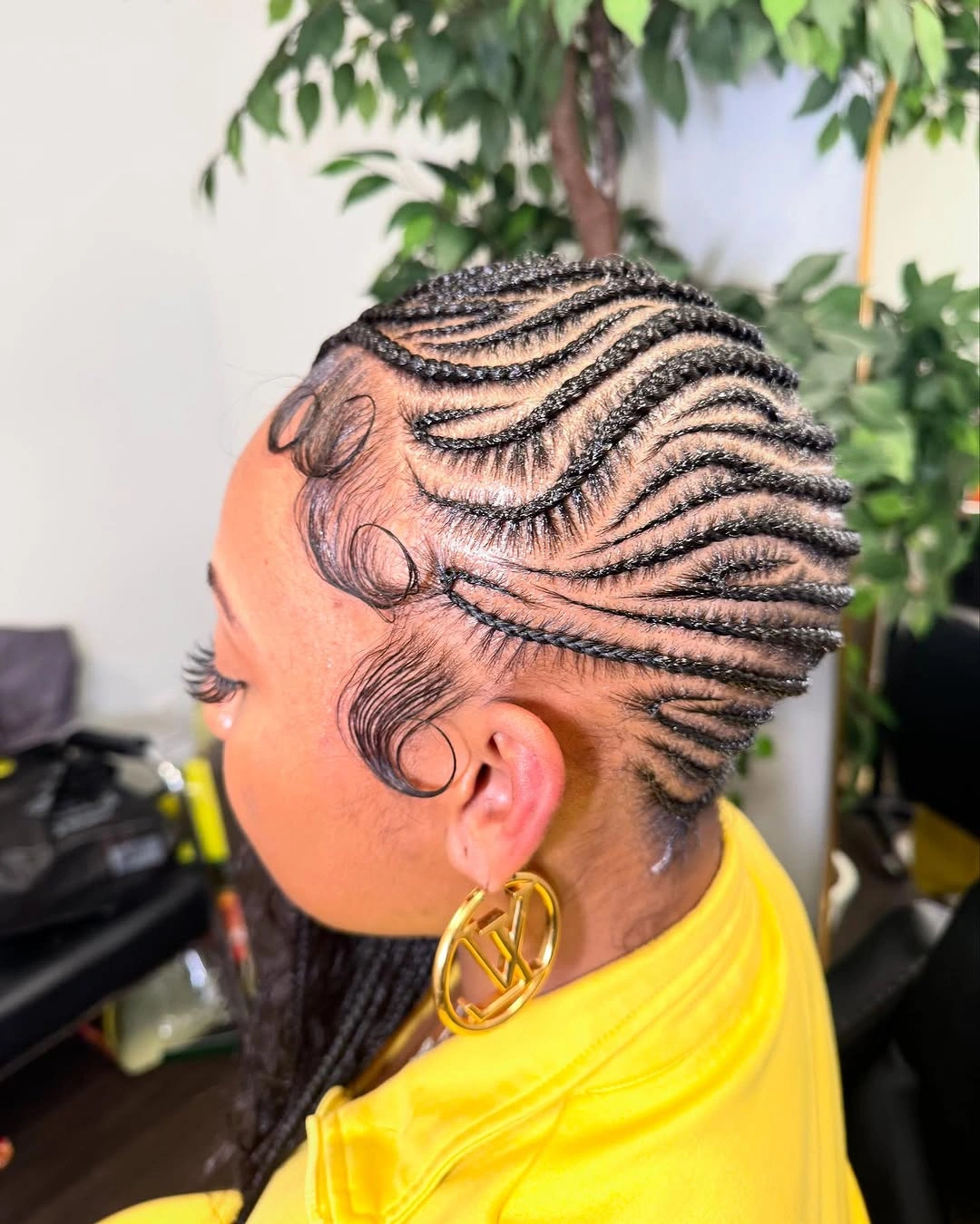 lemonade braid hairstyle Flowing Side Lemonade Braids with Soft Baby Hair
