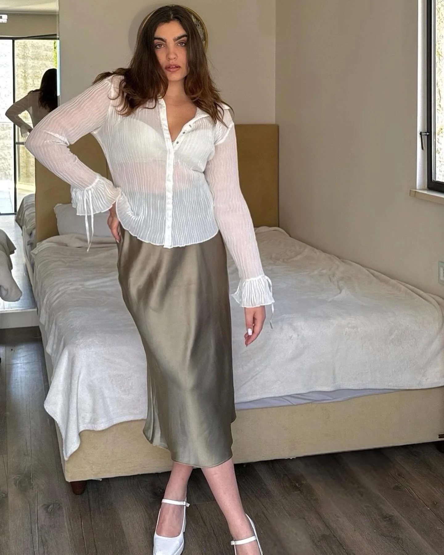 midi skirt fall outfit 2026 Soft Satin and Crisp White for an Effortlessly Polished Fall Look