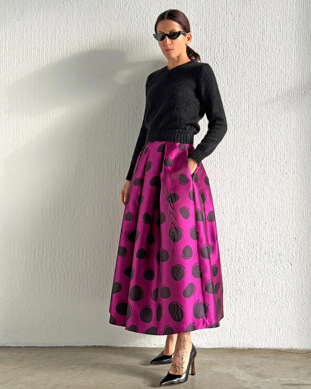 midi skirt fall outfit 2026 Bold Polka Dots That Turn Every Fall Outfit into a Statement