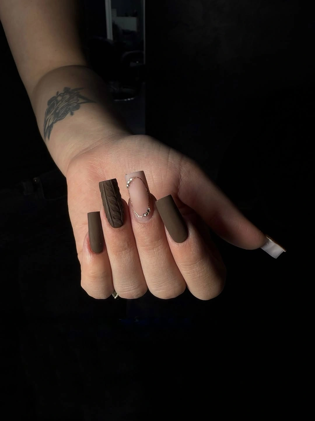 September nail art ideas 2026 Matte Brown Square Nails With White Tips