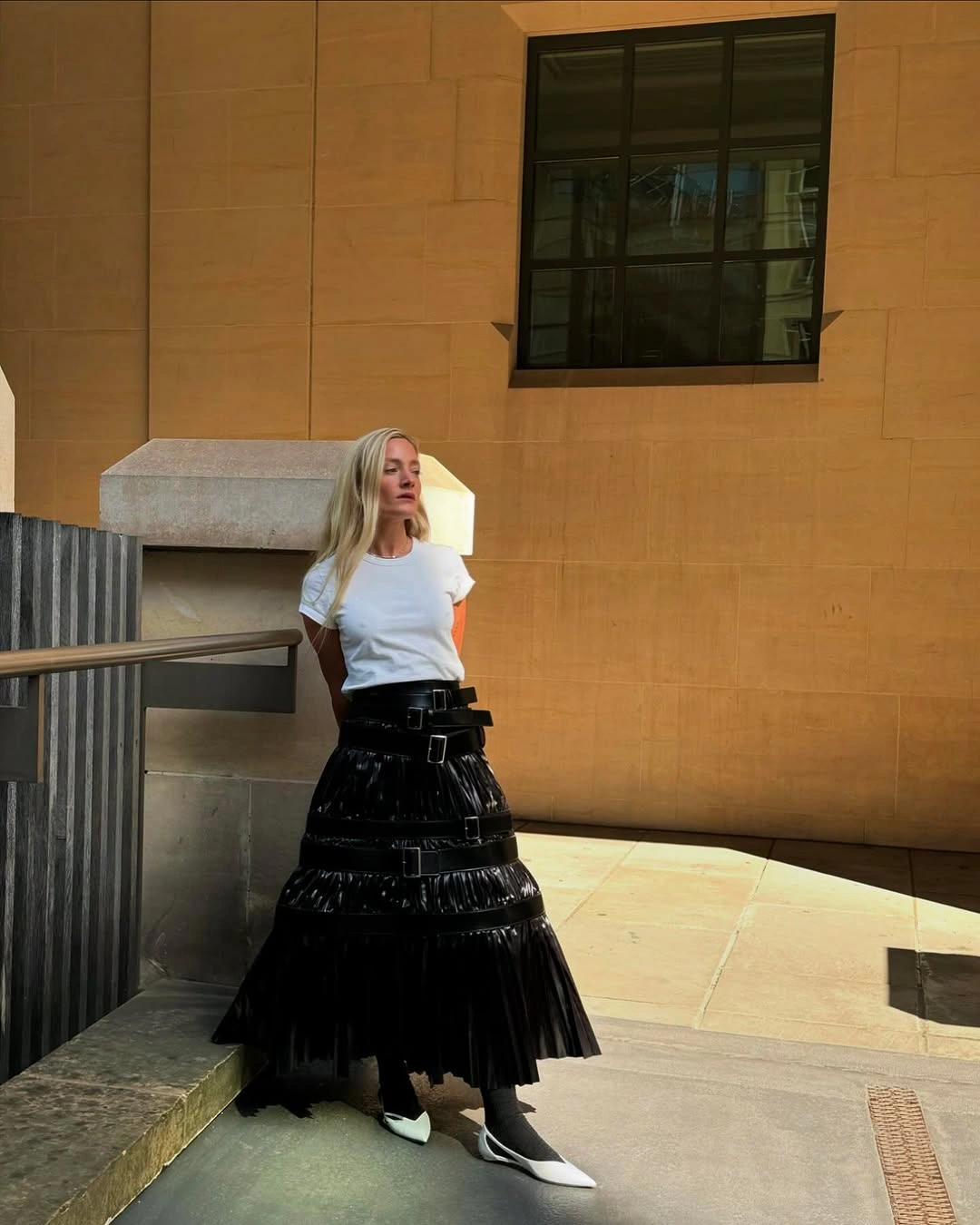 September outfits ideas 2026 White Tee With A Tiered Black Maxi Skirt