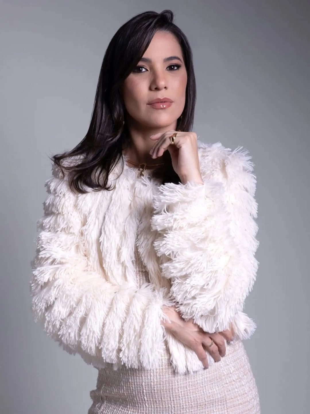 shaggy jacket Elegant Ivory Texture for Refined Special Occasions