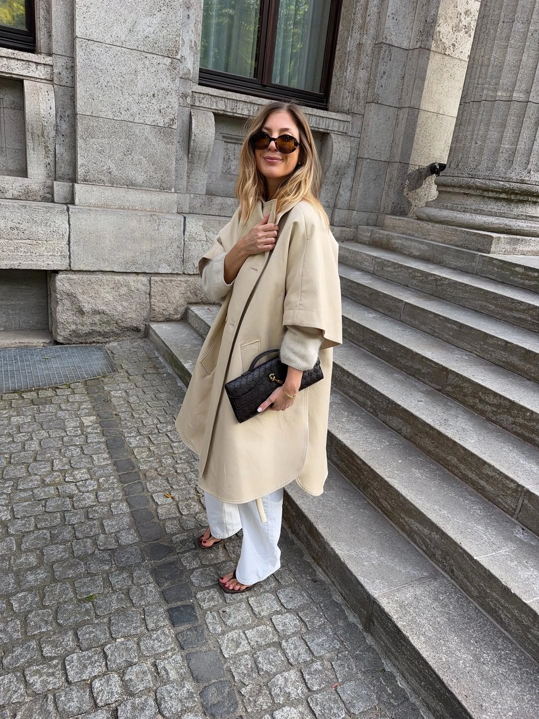 Trench coat fall outfits 2026 Cream Layers Create Quiet Luxury Without Effort