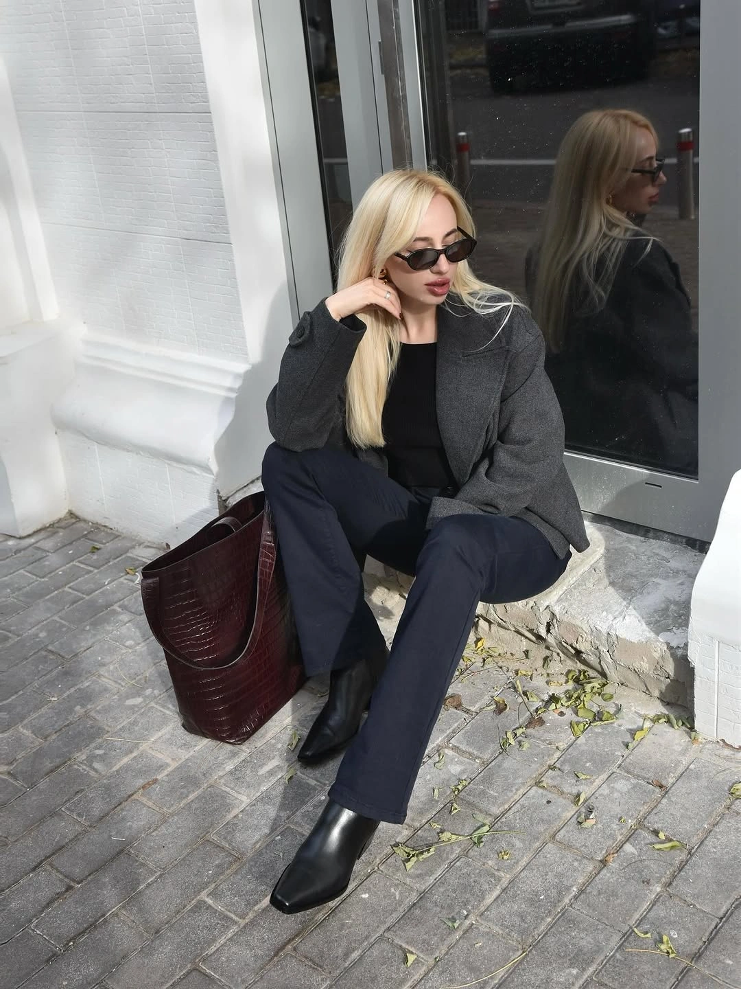 what are must-have fall outfits for 2026 Sharp Tailoring Makes Everyday Basics Feel Expensive